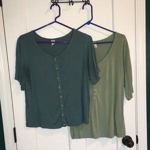 (2) Kate Quinn Henley Tees- size Medium